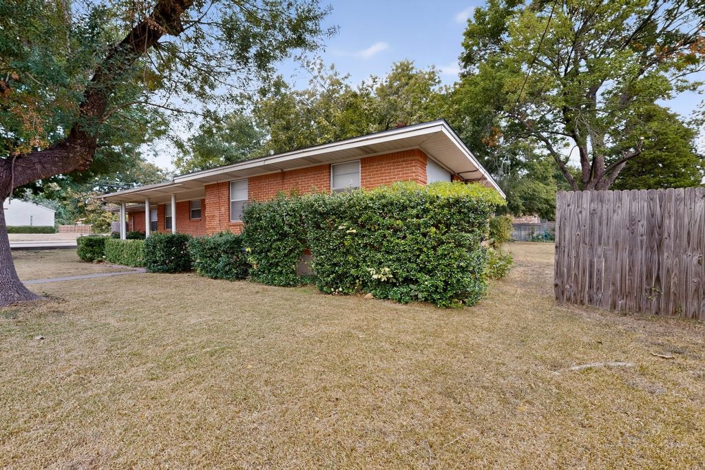 101 Spinner Circle, Desoto, TX 75115 — photo 4