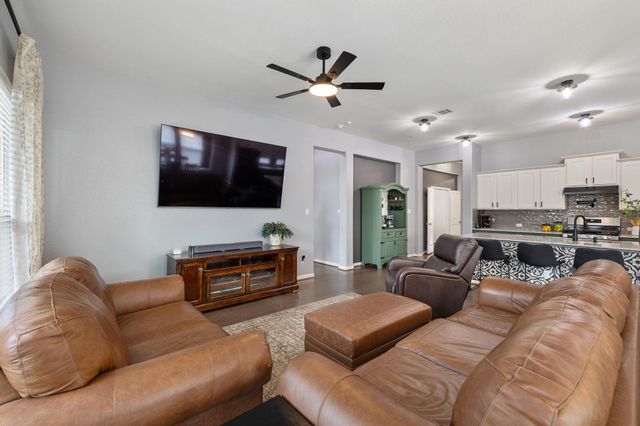 153 Coronella DR, Liberty Hill, TX 78642