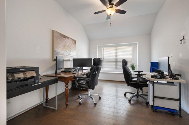 153 Coronella DR, Liberty Hill, TX 78642