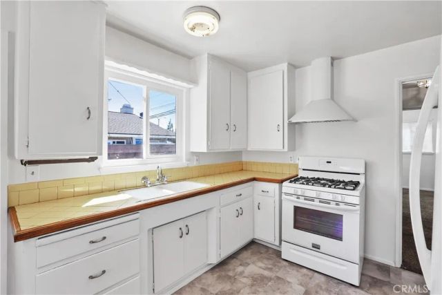 9002 Marlene Avenue, Garden Grove, CA 92841
