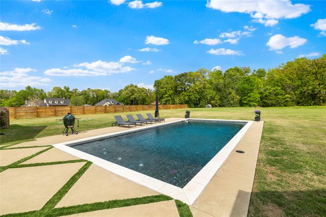 21197 Gatlinburg Road, Bullard, TX 75757