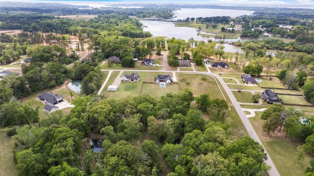 21197 Gatlinburg Road, Bullard, TX 75757