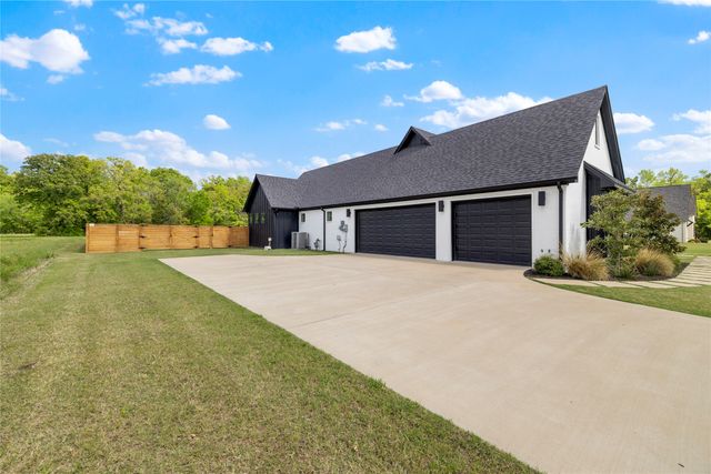 21197 Gatlinburg Road, Bullard, TX 75757