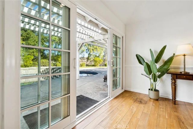 25123 Barnhill, Saugus, CA 91350