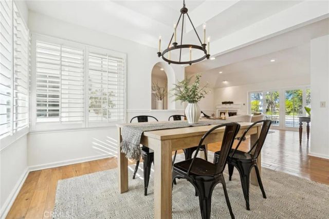 25123 Barnhill, Saugus, CA 91350