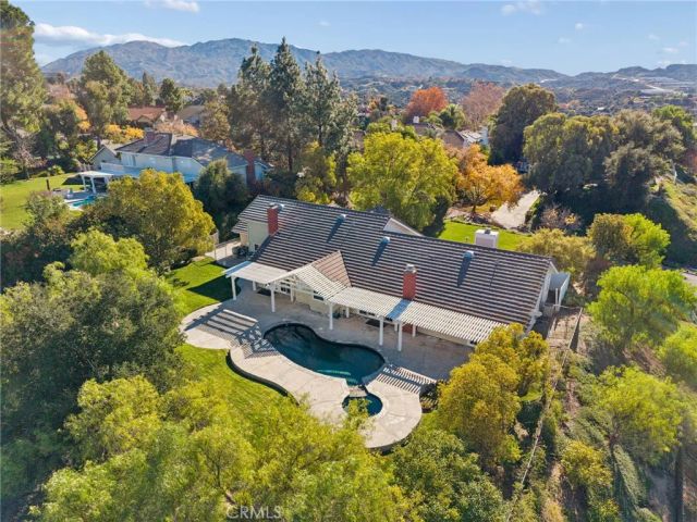 25123 Barnhill, Saugus, CA 91350
