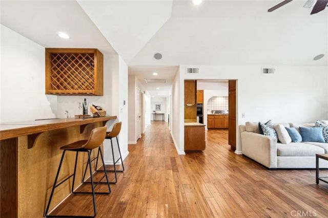 25123 Barnhill, Saugus, CA 91350