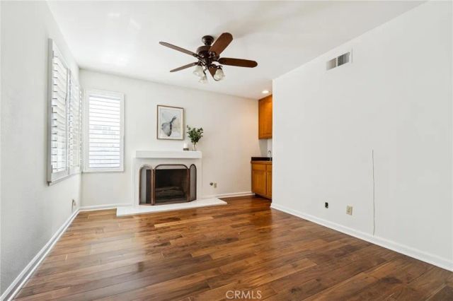 25123 Barnhill, Saugus, CA 91350