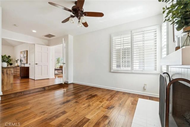 25123 Barnhill, Saugus, CA 91350