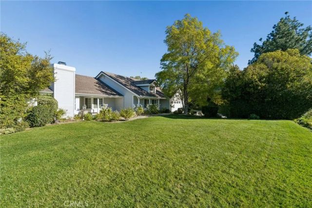 25123 Barnhill, Saugus, CA 91350