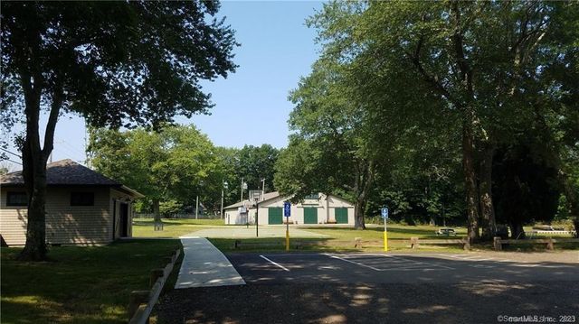 287 Boston Post Road, Old Lyme, CT 06371