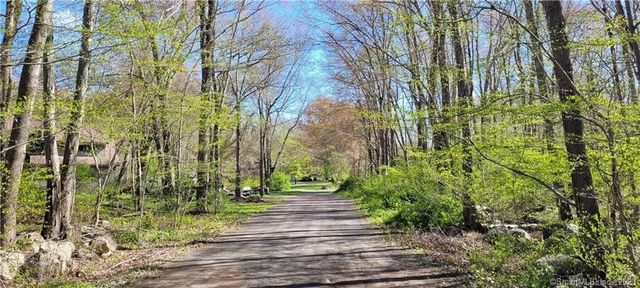 287 Boston Post Road, Old Lyme, CT 06371