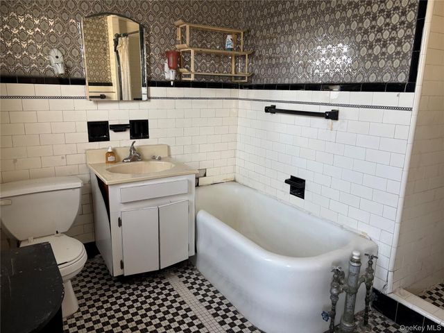 104-40 114th Street, Jamaica, NY 11419