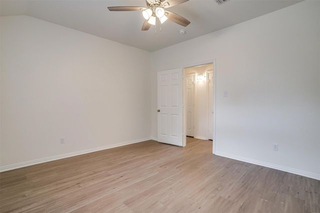 3212 Riverwood Drive, Fort Worth, TX 76116