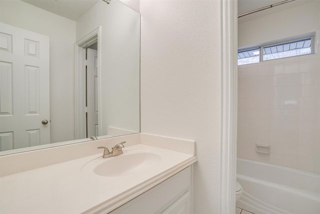 3212 Riverwood Drive, Fort Worth, TX 76116