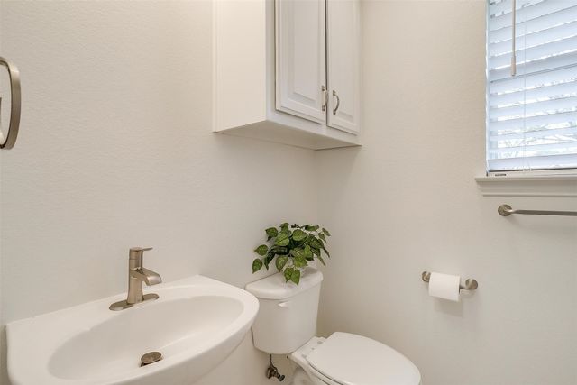 3212 Riverwood Drive, Fort Worth, TX 76116