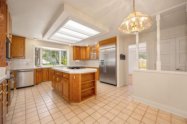 3557 Bankhead Rd, Loomis, CA 95650