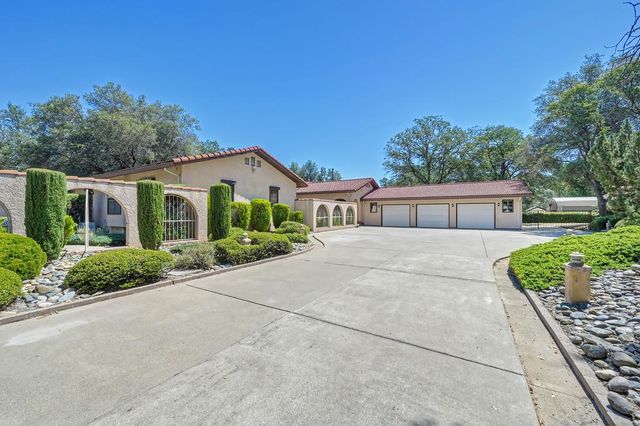 3557 Bankhead Rd, Loomis, CA 95650