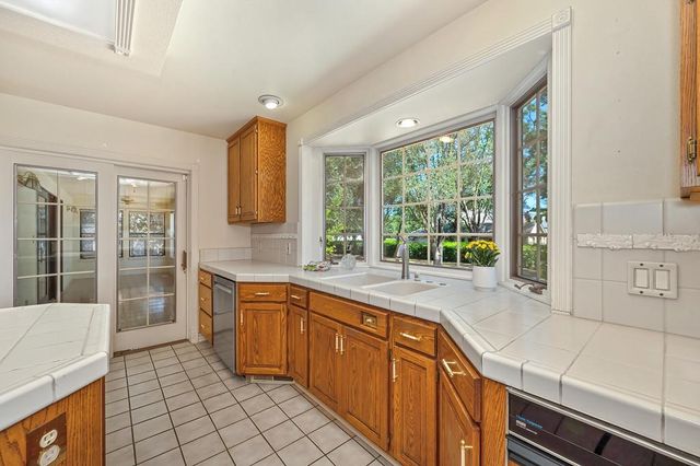 3557 Bankhead Rd, Loomis, CA 95650