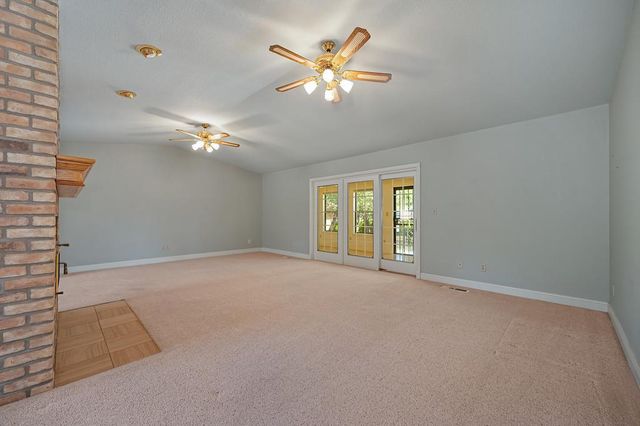 3557 Bankhead Rd, Loomis, CA 95650