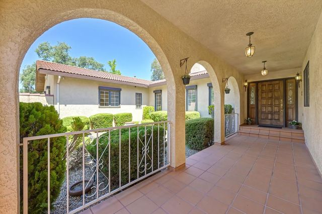 3557 Bankhead Rd, Loomis, CA 95650