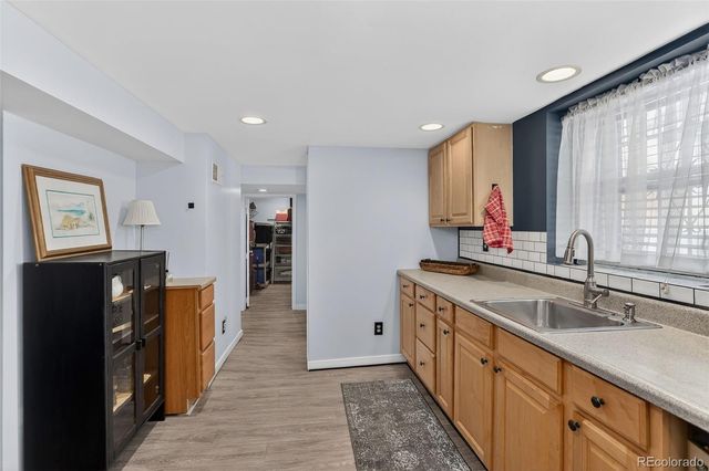 725 S Grant Street, Denver, CO 80209