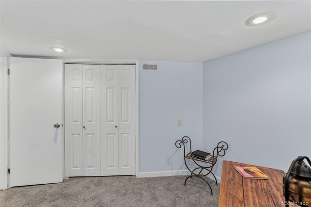 725 S Grant Street, Denver, CO 80209