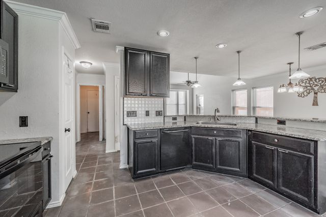 7801 Ivy Lane, Rowlett, TX 75089