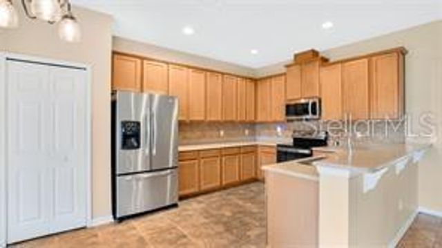 9068 VICKROY TERRACE, Oviedo, FL 32765