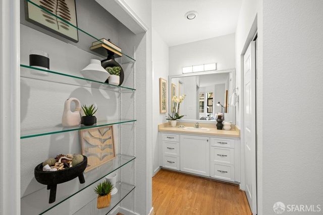 33 Vandewater Street 103, San Francisco, CA 94133