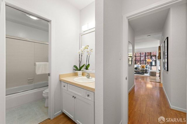 33 Vandewater Street 103, San Francisco, CA 94133