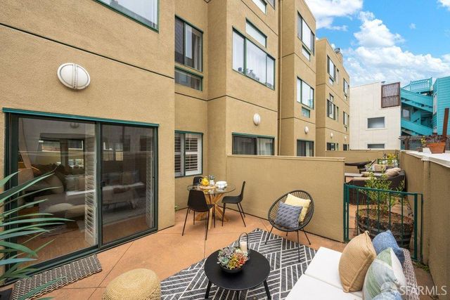 33 Vandewater Street 103, San Francisco, CA 94133