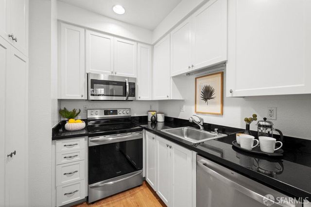 33 Vandewater Street 103, San Francisco, CA 94133