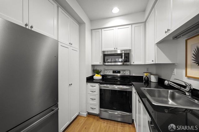 33 Vandewater Street 103, San Francisco, CA 94133