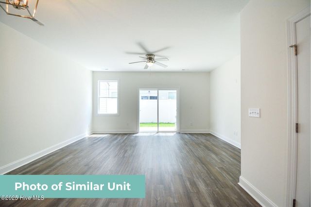 208 Sandy Cove Lane, Sneads Ferry, NC 28460