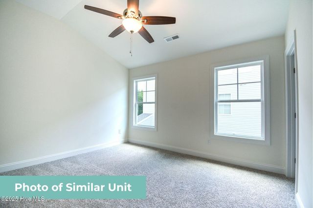 208 Sandy Cove Lane, Sneads Ferry, NC 28460