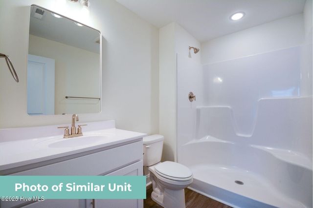 208 Sandy Cove Lane, Sneads Ferry, NC 28460