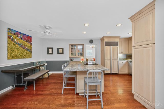 350 Pleasant Hill Drive, Wyoming, OH 45215