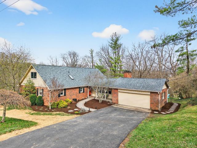 350 Pleasant Hill Drive, Wyoming, OH 45215