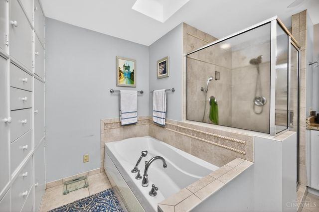 350 Pleasant Hill Drive, Wyoming, OH 45215