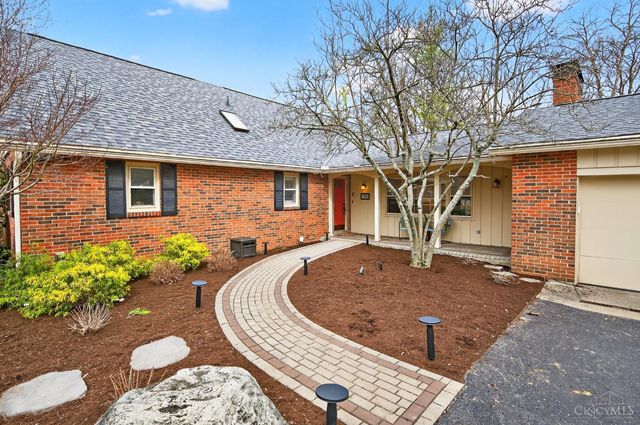 350 Pleasant Hill Drive, Wyoming, OH 45215