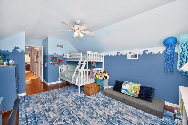 350 Pleasant Hill Drive, Wyoming, OH 45215