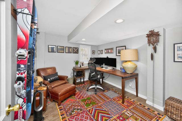 350 Pleasant Hill Drive, Wyoming, OH 45215