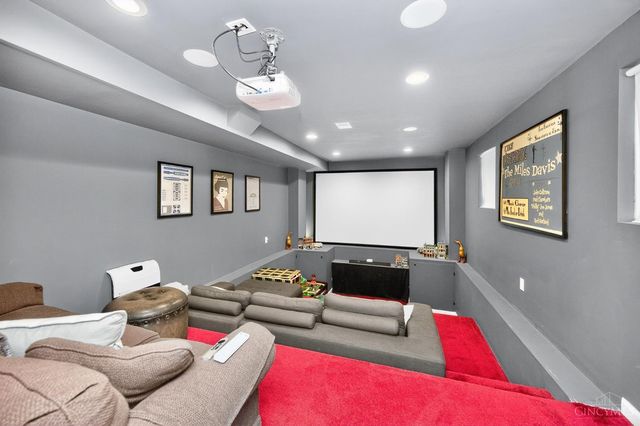 350 Pleasant Hill Drive, Wyoming, OH 45215