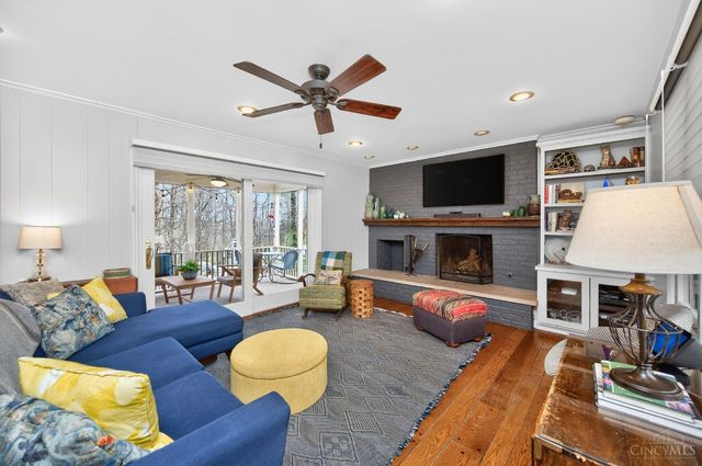 350 Pleasant Hill Drive, Wyoming, OH 45215