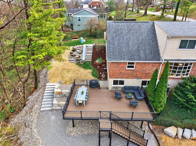 350 Pleasant Hill Drive, Wyoming, OH 45215