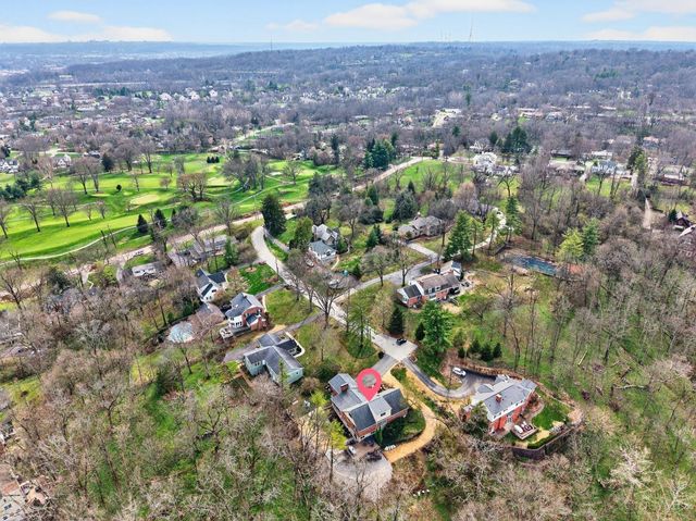 350 Pleasant Hill Drive, Wyoming, OH 45215