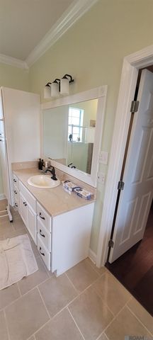 1142 Pompey Dr, Baton Rouge, LA 70816