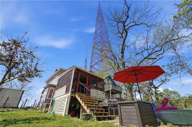 3121 Grand Avenue, Kansas City, MO 64111