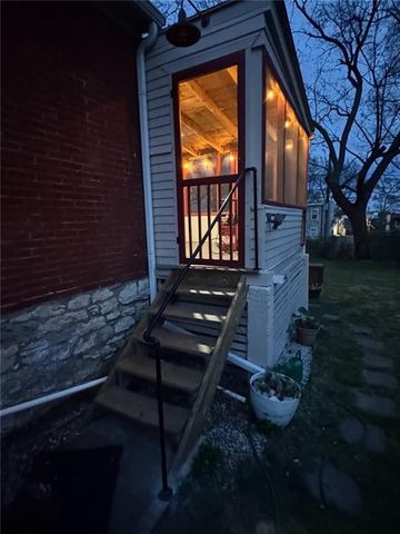 3121 Grand Avenue, Kansas City, MO 64111